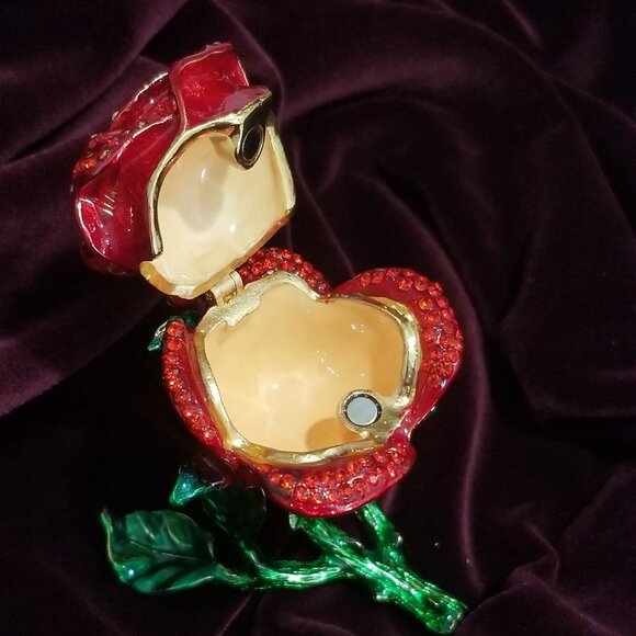 Enamel & Austrian Crystal Rose Ring Gift Box - Picture 9 of 10